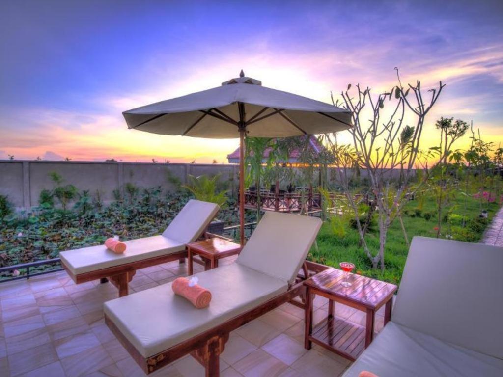 Ry's Lotus Resort d'Angkor Siem Reap Extérieur photo